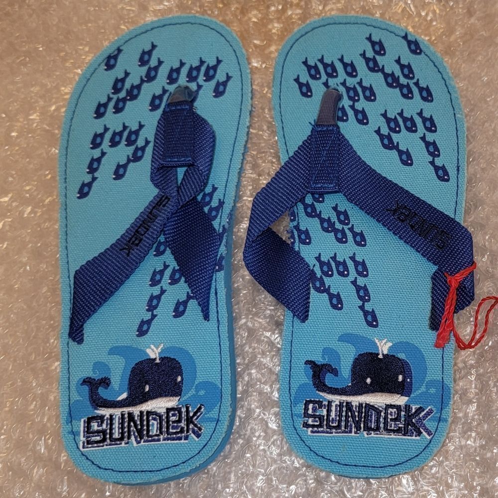 Nwt Sundek Embroidered Whale Thong Flip Flops Size 13 - 1 Kids